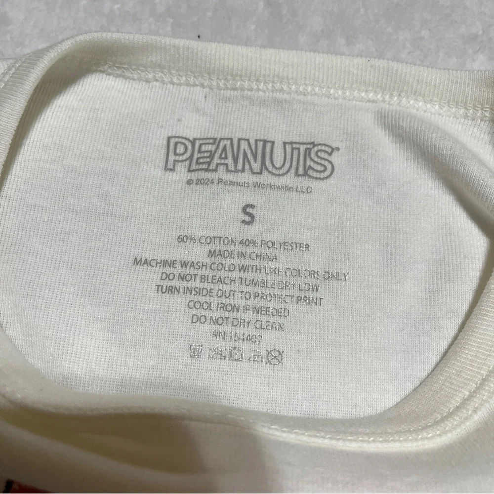 Peanuts Forever 21 Juniors White Ribbed Long Sleeve Snoopy Tee Small NWT - Picture 6 of 6
